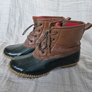 Aquatherm Size 9 Boots Womens